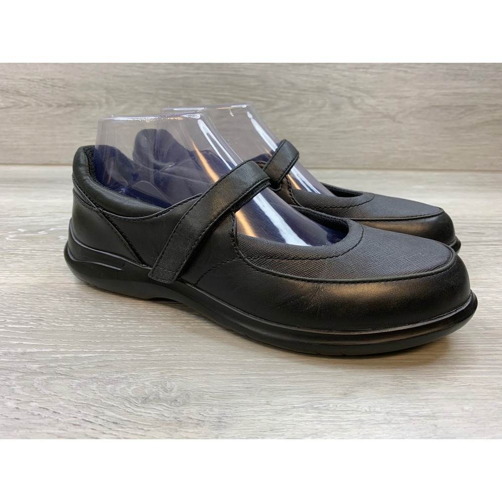 Aravon Women's Black Leather Mary Jane 8 Casual Comfort Classic Walking Shoes